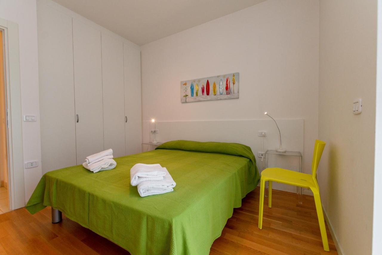Torbole Relax, Pool & Balcony Apartment - Happy Rentals トルボレ エクステリア 写真